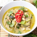 Gibbon Travel - Thailand Food - Gaeng Keow Wan Gai